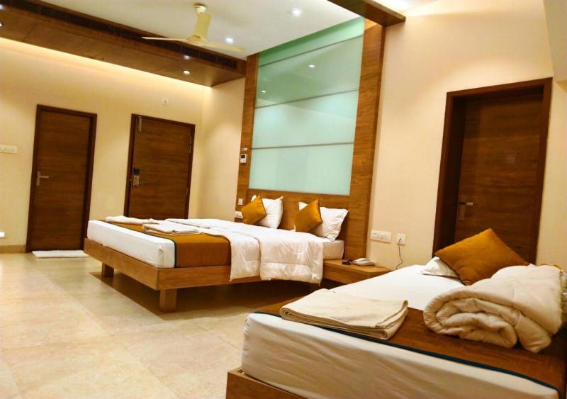 The Paradise Hotel - Luxury Stay Kanchipuram Buitenkant foto